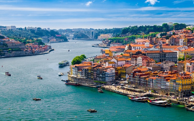 Top 5 trải nghiệm thú vị cho khách du lịch Porto Bồ Đào Nha&nbsp;